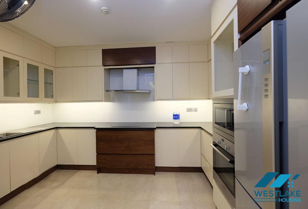 A luxury, spacious 4 bedroom apartment for rent in Ciputra L Tower, Tay Ho, Ha Noi