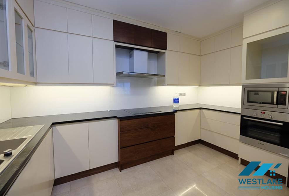 A luxury, spacious 4 bedroom apartment for rent in Ciputra L Tower, Tay Ho, Ha Noi