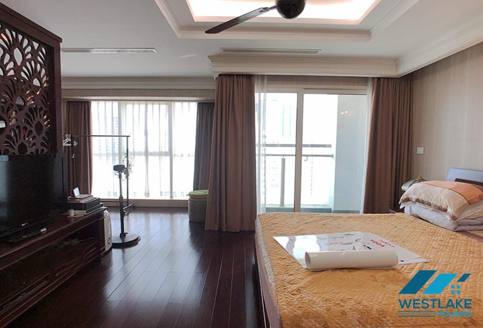 An enormous 3 bedroom apartment for rent in Ciputra Complex, Tay Ho ward, Ha Noi