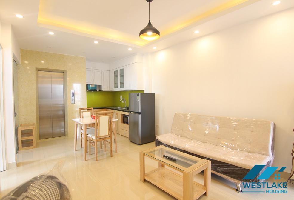A nice and good price 1 bedroom apartment for rent in Tay Ho, Ha Noi
