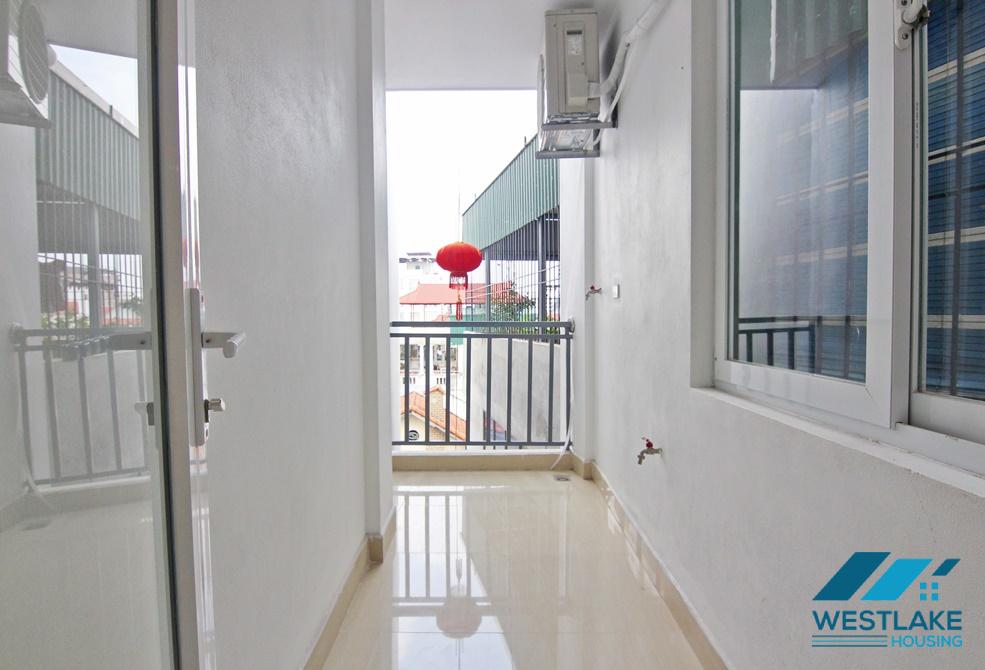 A nice and good price 1 bedroom apartment for rent in Tay Ho, Ha Noi
