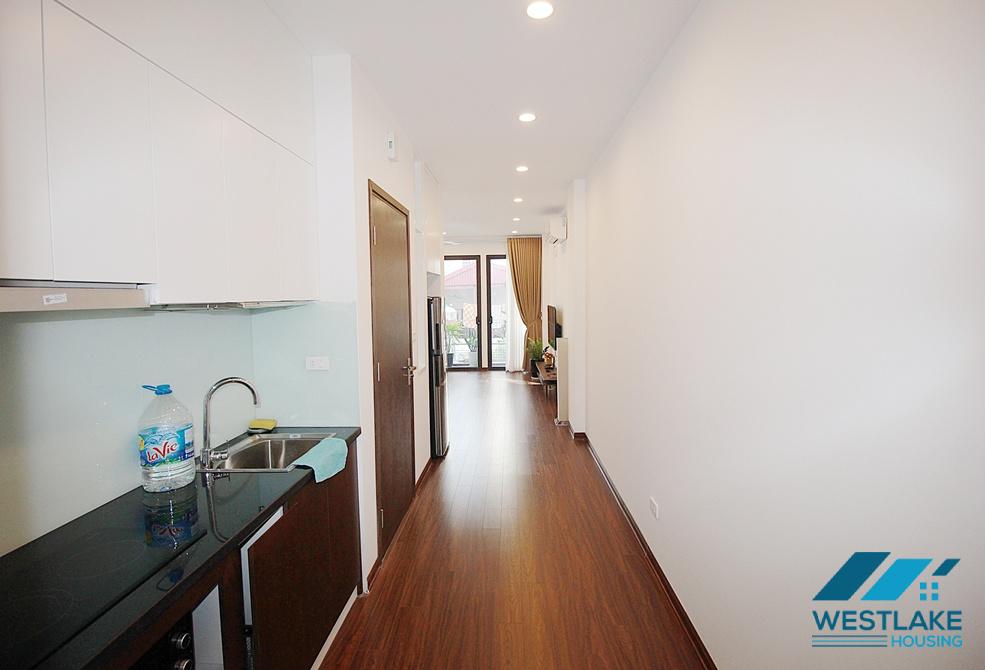 Large one bedroom apartment with balcony for rent on Tu Hoa street, Tay Ho, Ha Noi
