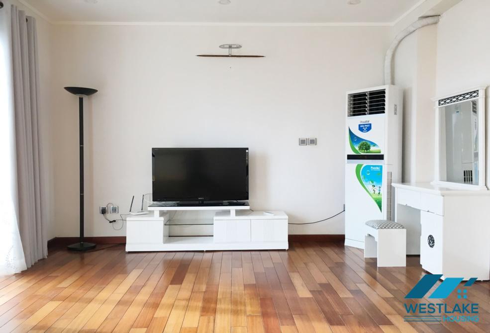 Quality apartment for rent in L building in Ciputra, Tay Ho ward, Ha Noi