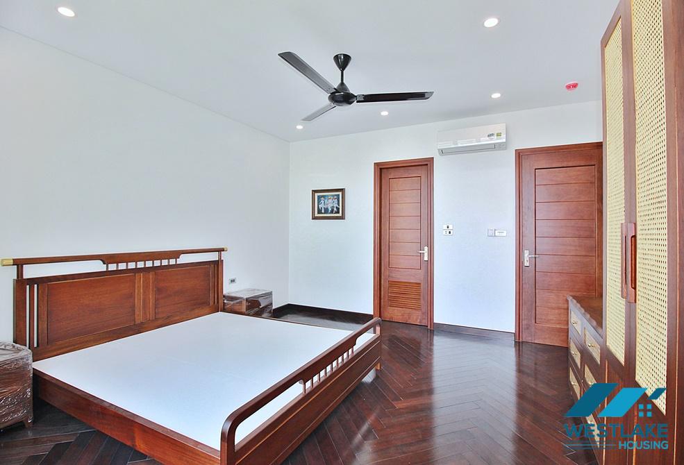 High quality duplex 4 bedroom apartment for rent in Tay Ho ,Ha Noi
