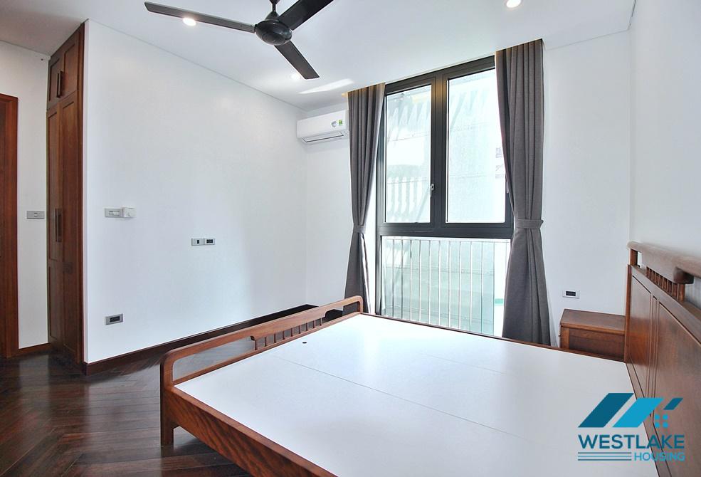 High quality duplex 4 bedroom apartment for rent in Tay Ho ,Ha Noi