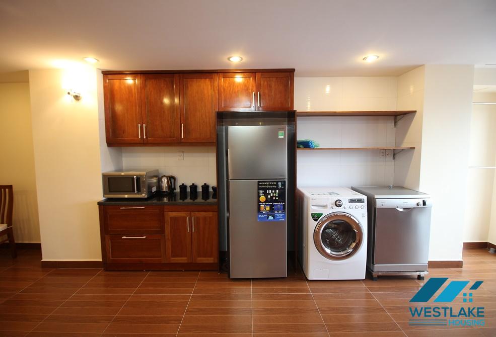 Spacious 4 bedroom apartment with beautiful lake view for rent in Xuan Dieu, Tay Ho