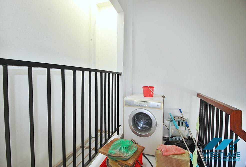 Affordable price 3 bedrooms house for rent in Au Co area, Tay Ho, Ha Noi