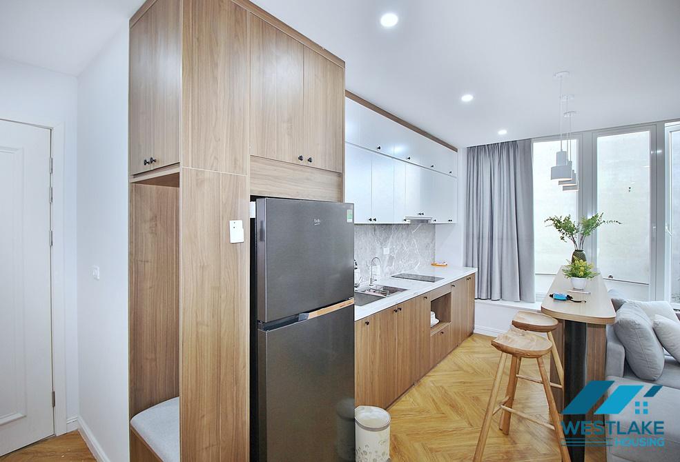 Modern 02 bedrooms apartment for rent in Tay Ho, Ha Noi