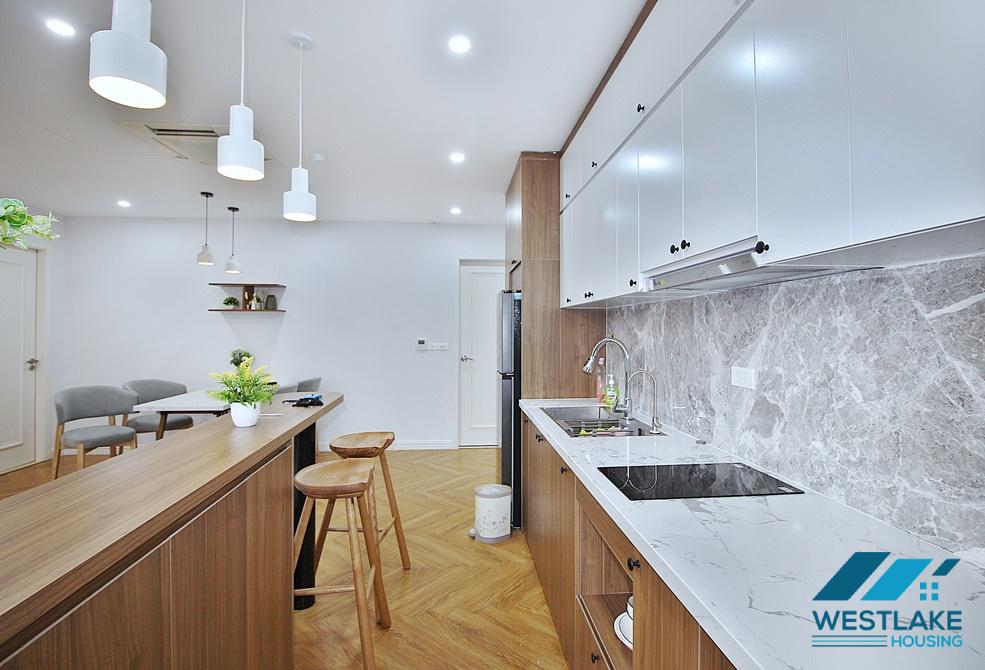 Modern 02 bedrooms apartment for rent in Tay Ho, Ha Noi