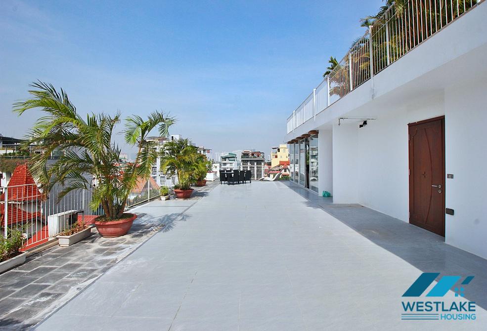 A luxurious 3 bedrooms apartment for rent in To Ngoc Van area, Tay Ho, Ha Noi