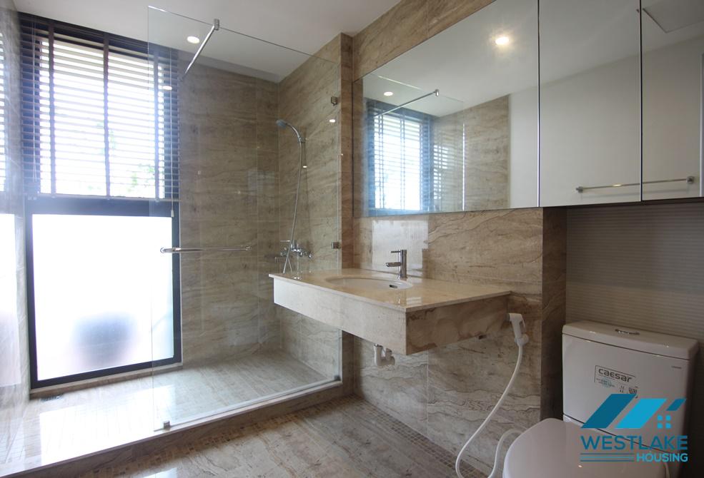 A beautiful 2 bedroom apartment for rent in Xuan Dieu, Tay Ho, Ha Noi