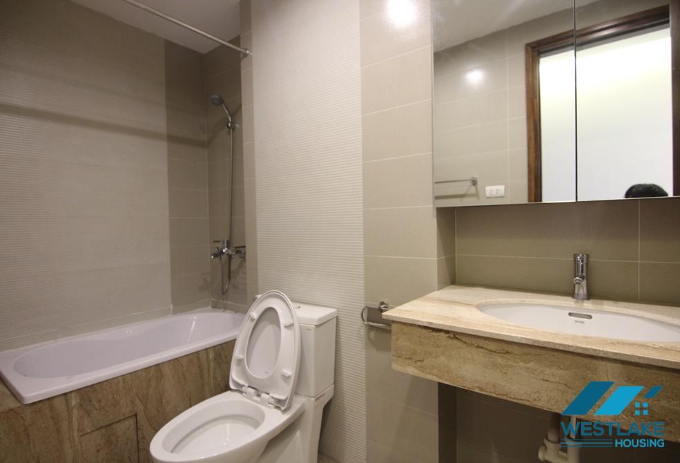 A beautiful 2 bedroom apartment for rent in Xuan Dieu, Tay Ho, Ha Noi