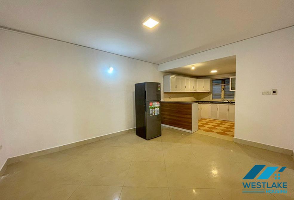 Afordable price 4 bedrooms house for rent in Tay Ho, Ha Noi
