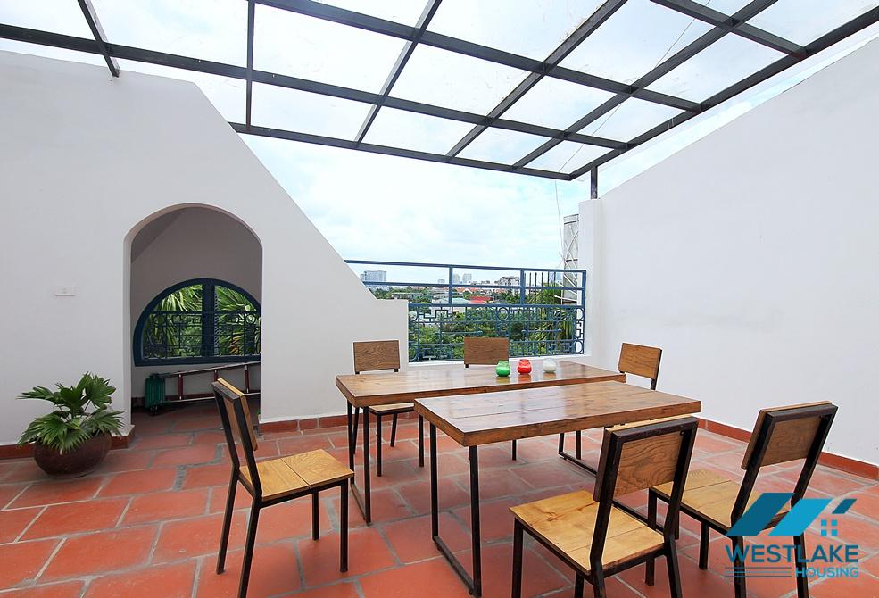 Fully furnished 04 bedrooms house in Xom Chua Westlake, Tay Ho, Ha Noi for rent