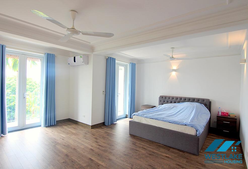 Fully furnished 04 bedrooms house in Xom Chua Westlake, Tay Ho, Ha Noi for rent