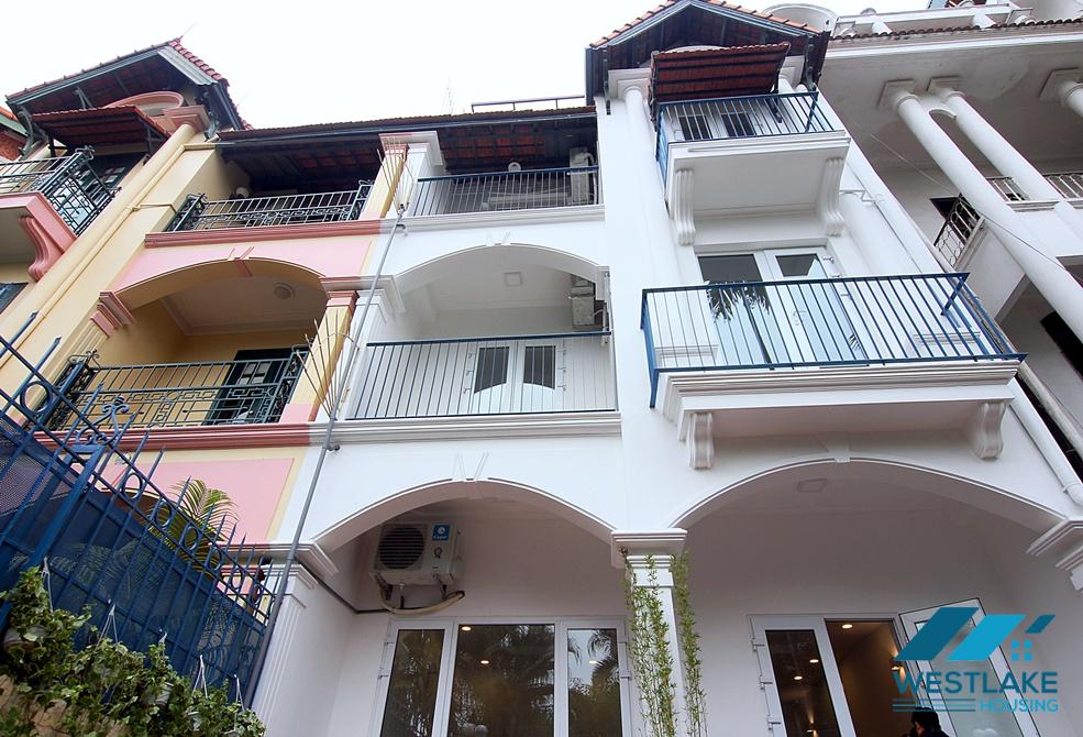 Fully furnished 04 bedrooms house in Xom Chua Westlake, Tay Ho, Ha Noi for rent