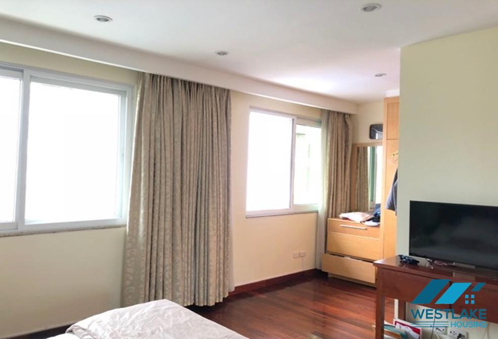 Lovely apartment for rent in E Tower close to UNIS school, Ciputra, Tay Ho, Ha Noi