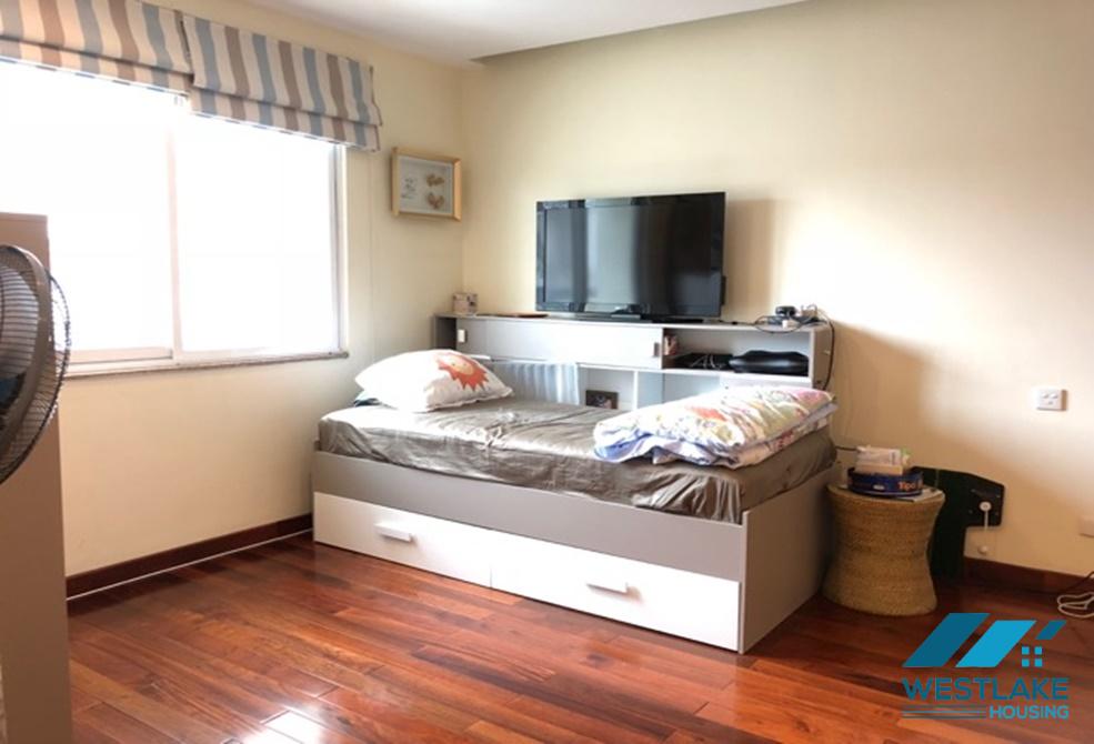 Lovely apartment for rent in E Tower close to UNIS school, Ciputra, Tay Ho, Ha Noi