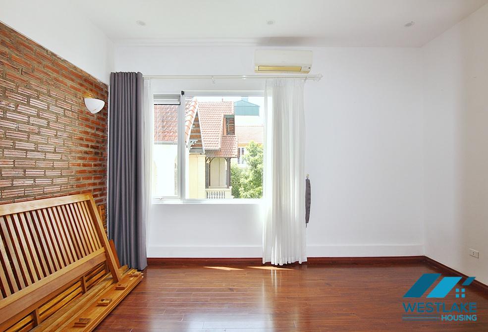 Beautiful and spacious house for rent in Tay Ho ward, Ha Noi