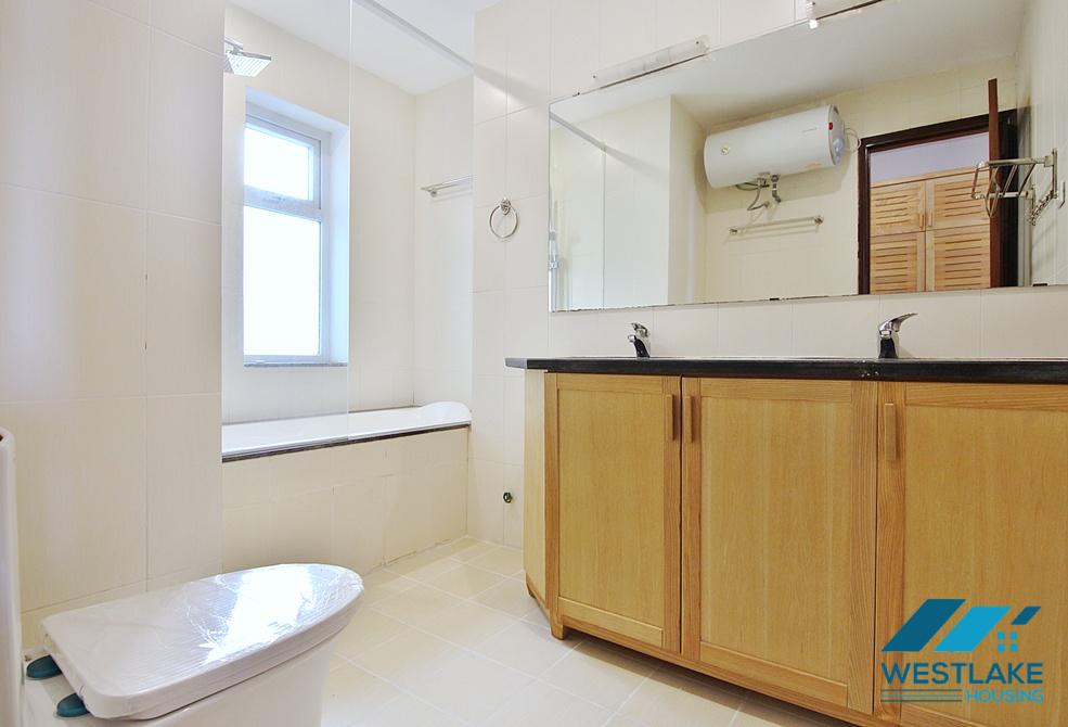 Beautiful and spacious house for rent in Tay Ho ward, Ha Noi