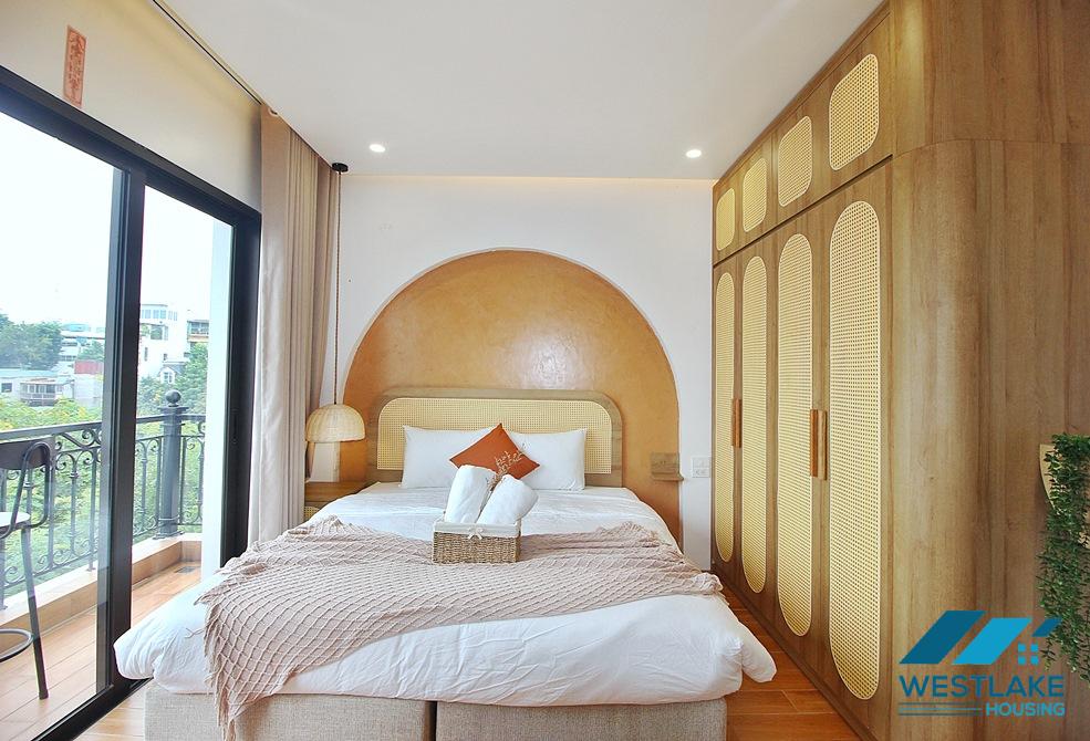 Lake view 01 bedroom apartment for rent on Vu Mien street, Tay Ho, Ha Noi