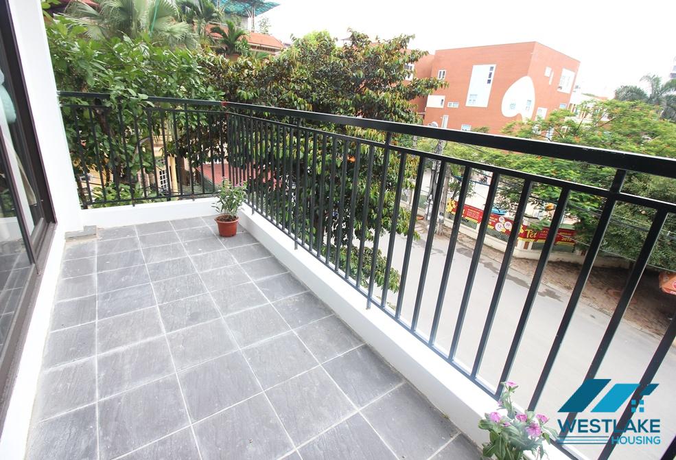 Spacious 03 bedrooms apartment in center of Tay Ho for rent