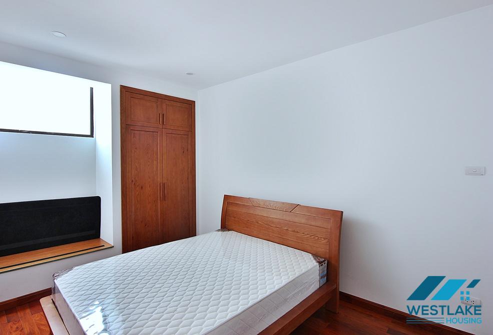 Super bright 03 bedrooms apartment for rent in Tay Ho, Ha Noi Super bright 03 bedrooms apartment for rent in Tay Ho, Ha Noi