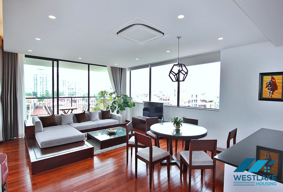 Super bright 03 bedrooms apartment for rent in Tay Ho, Ha Noi Super bright 03 bedrooms apartment for rent in Tay Ho, Ha Noi