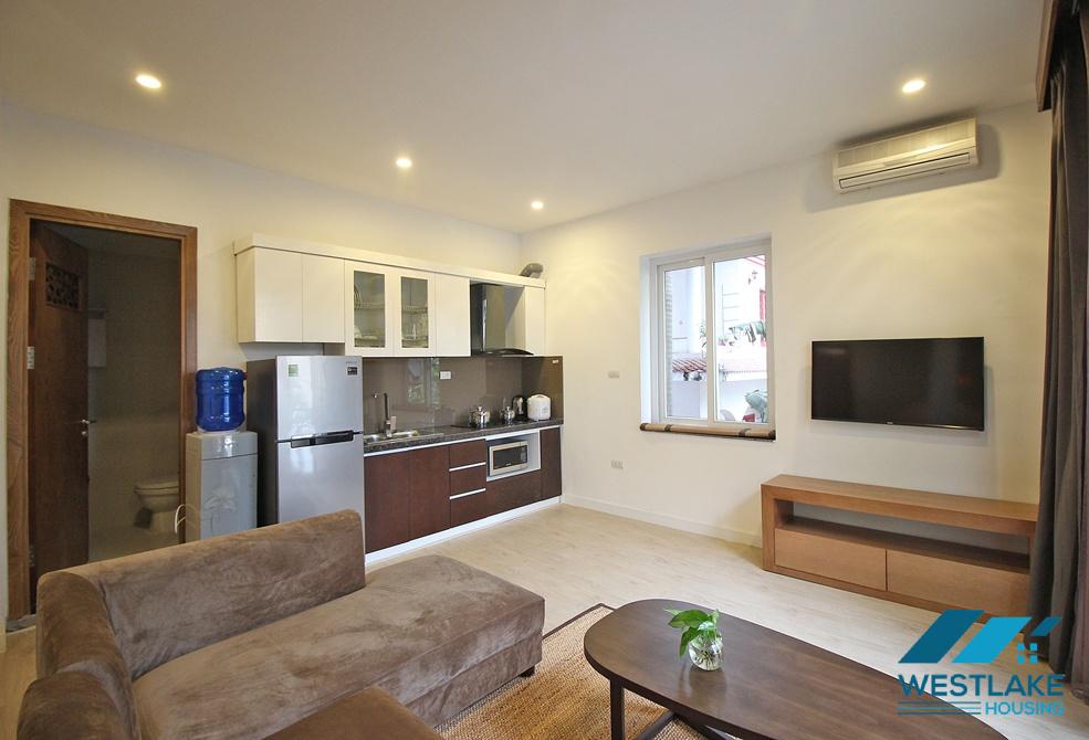 Nice apartment on To Ngoc Van street, Tay Ho, Ha Noi for rent