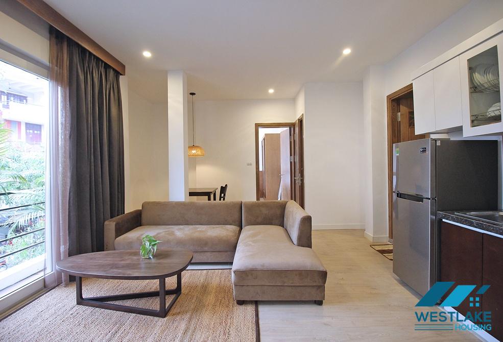 Nice apartment on To Ngoc Van street, Tay Ho, Ha Noi for rent