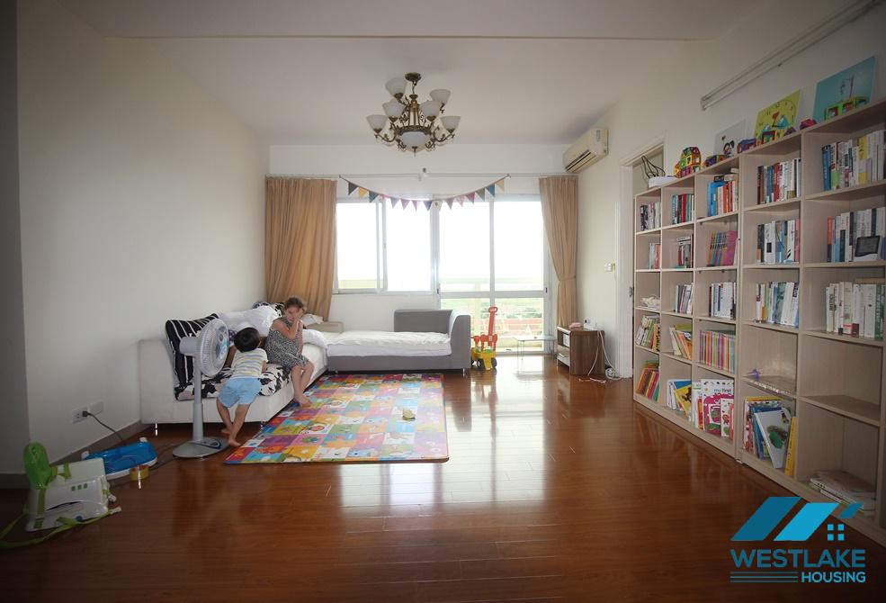 4 bedrooms with beautiful city view in Ciputra, Tay Ho ward, Ha Noi