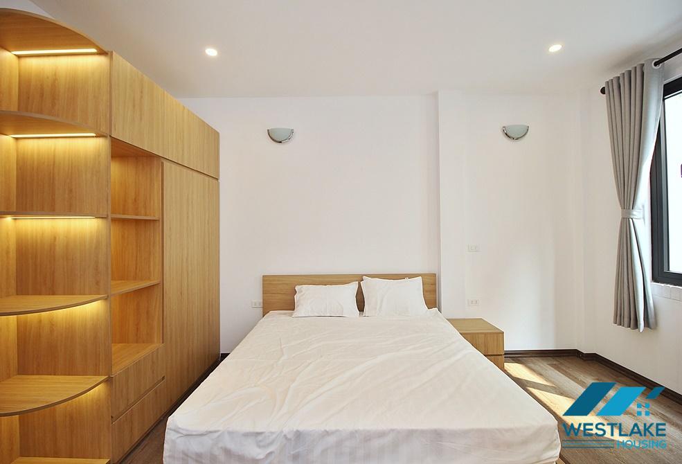 Spacious one bedroom apartment for rent in Dang Thai Mai area, Tay Ho, Ha Noi