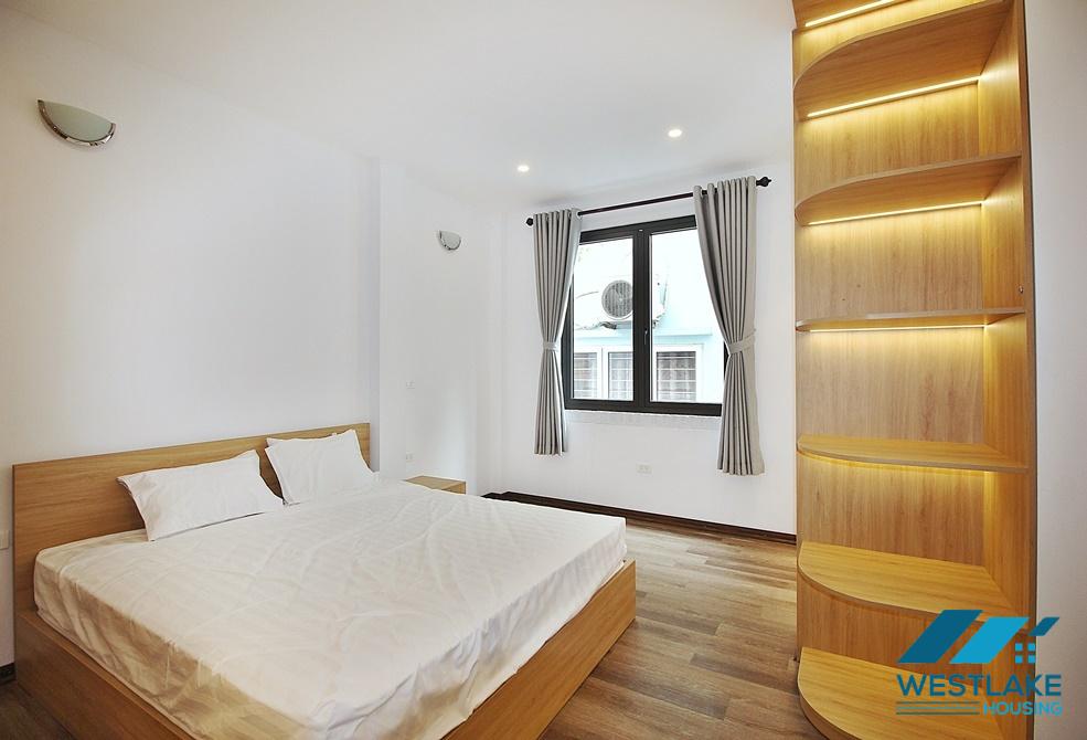 Spacious one bedroom apartment for rent in Dang Thai Mai area, Tay Ho, Ha Noi