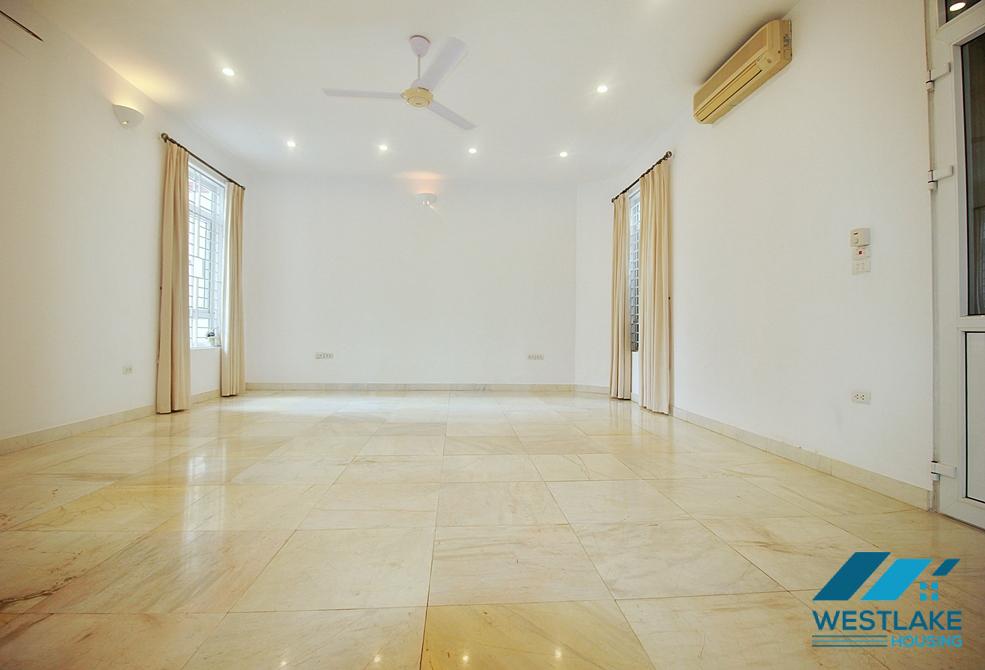 Four bedrooms house with in-door pool for rent in Tay Ho ward, Ha Noi