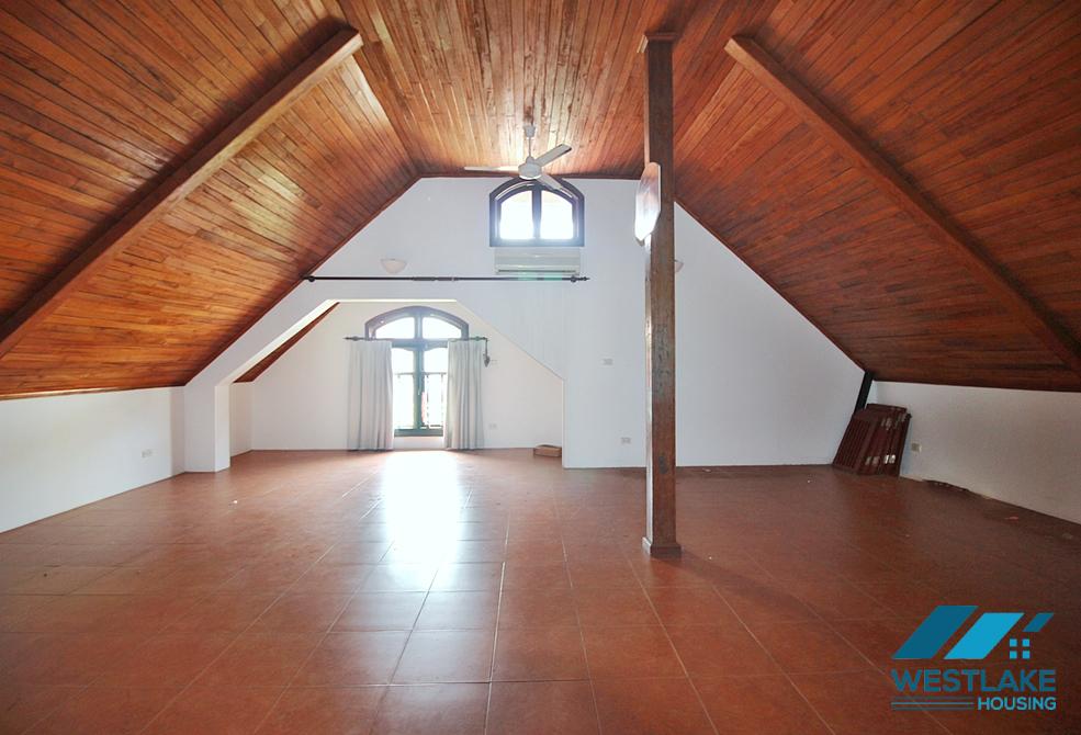 Spacious garden house with out-door pool for rent in Tay Ho, Ha Noi