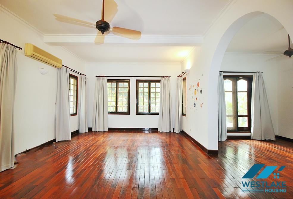 Spacious garden house with out-door pool for rent in Tay Ho, Ha Noi