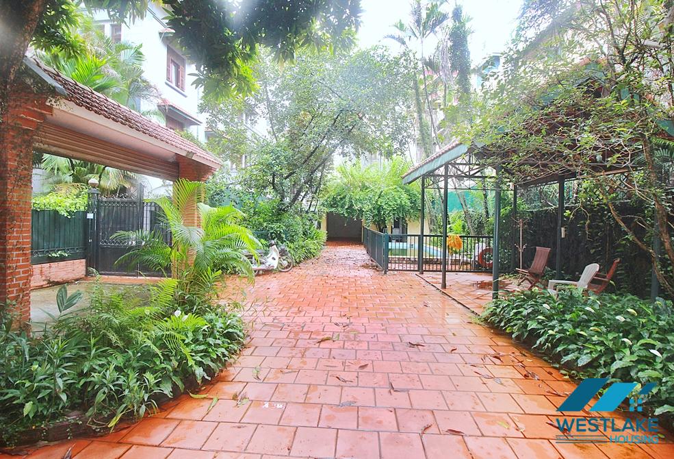 Spacious garden house with out-door pool for rent in Tay Ho, Ha Noi