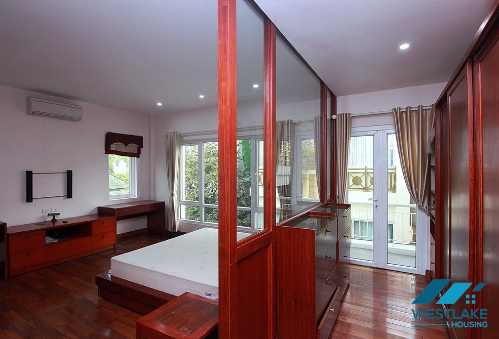 Quiet and nice house with 04 bedrooms for rent in Tay Ho, Ha Noi
