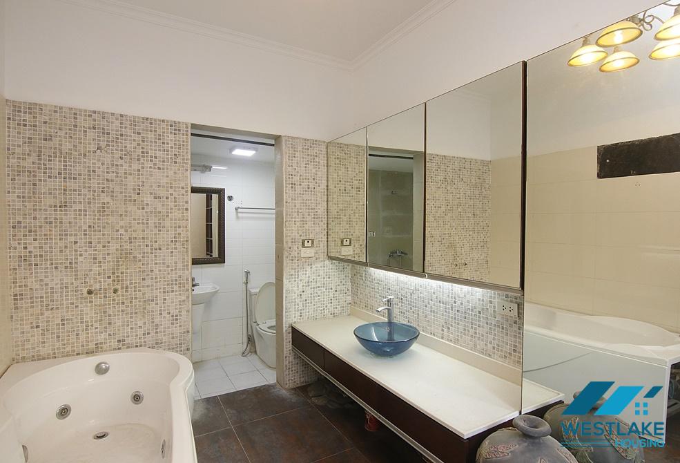 A big house with 4 bedrooms for rent in Ba Dinh, Ha Noi