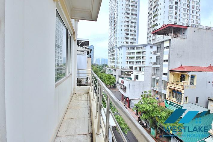 Cho Thuê Nhà 4 Phòng Ngủ không Rộng Thoáng Tại Phố An Dương Vương, Tây Hồ, Hà Nội