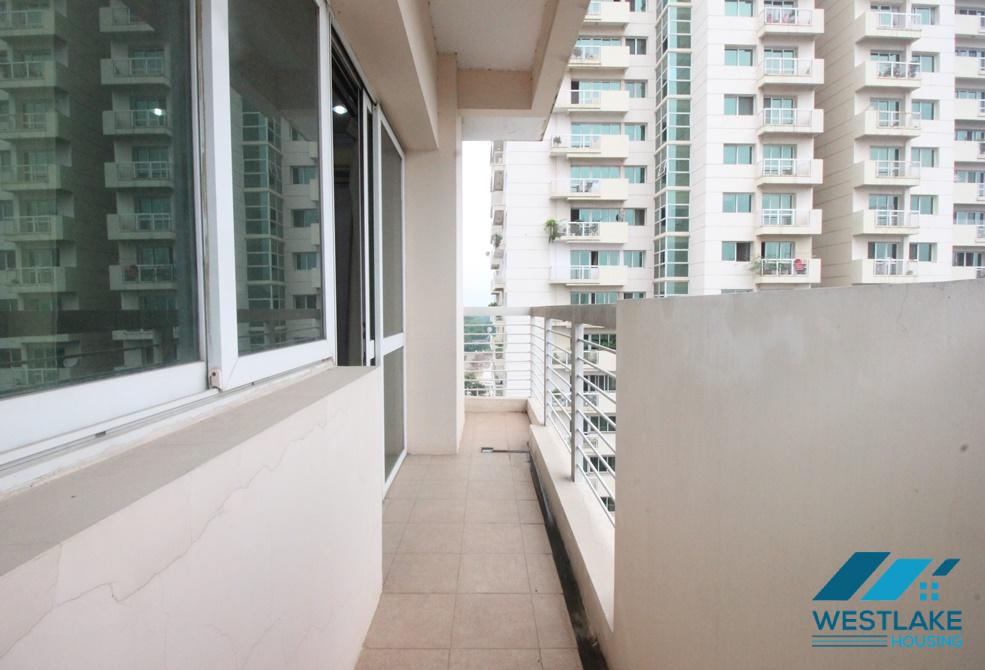 Spacious 4 bedrooms for rent in Ciputra, Tay Ho ward, Ha Noi Spacious 4 bedrooms for rent in Ciputra, Tay Ho ward, Ha Noi