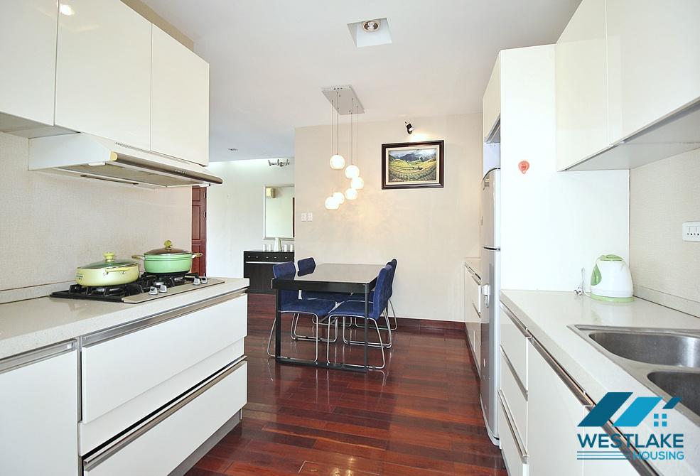 Affordable price 02 bedrooms apartment for rent in Tay Ho, Ha Noi