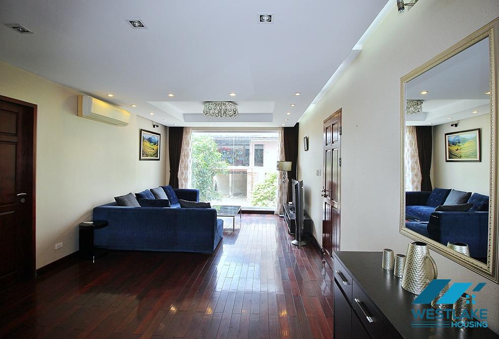 Affordable price 02 bedrooms apartment for rent in Tay Ho, Ha Noi