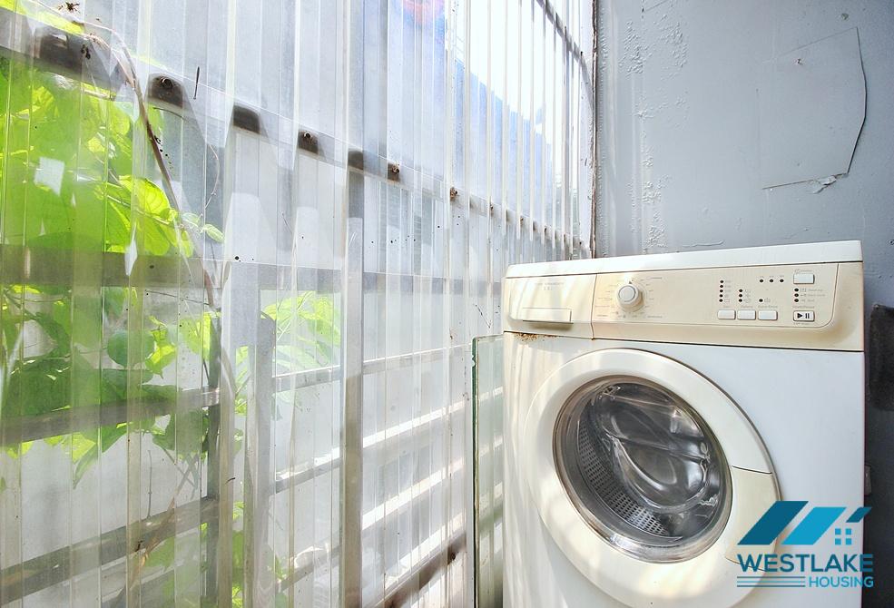 Affordable price 02 bedrooms apartment for rent in Tay Ho, Ha Noi