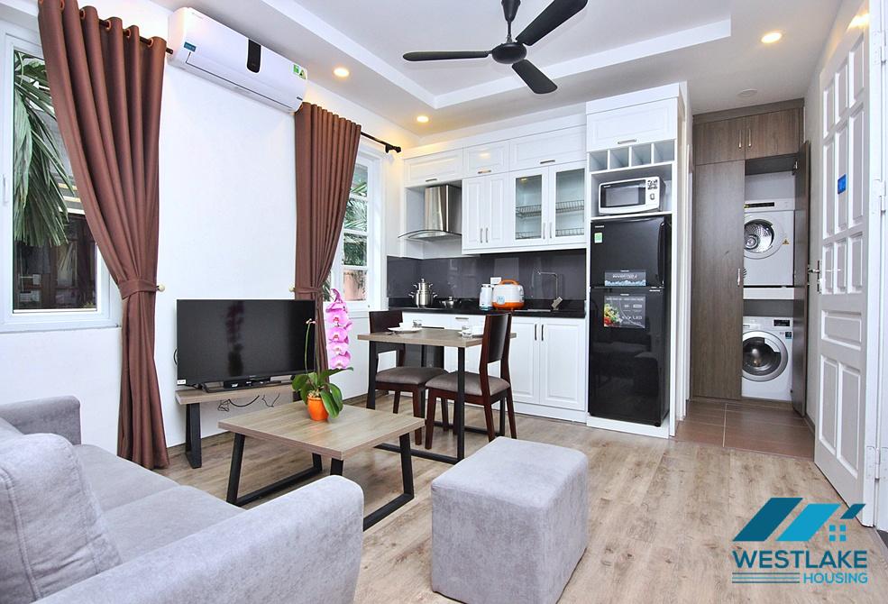 Cheap price serviced apartment for rent in Tay Ho, Ha Noi
