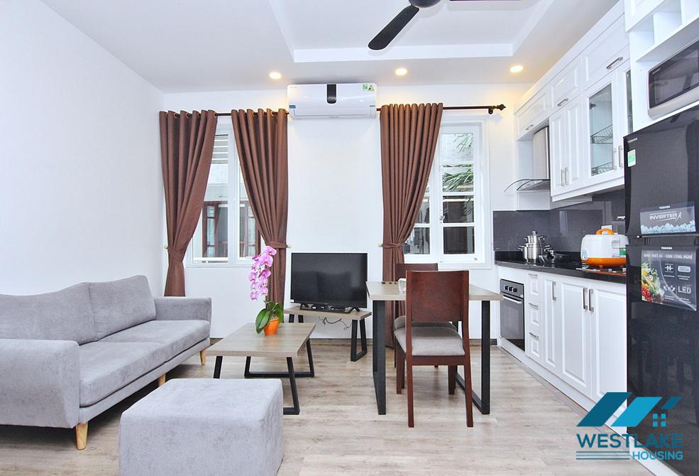 Cheap price serviced apartment for rent in Tay Ho, Ha Noi