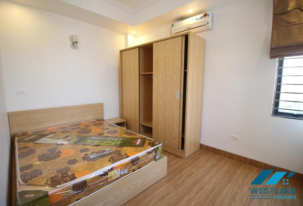 A nice and affordable 2 bedroom apartment for rent in Xuan Dieu, Tay Ho, Ha Noi