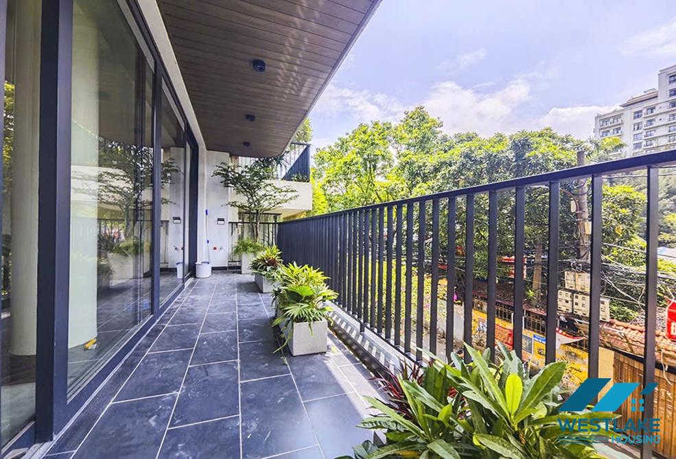 Brand new 03 bedrooms apartment for rent in Dang Thai Mai, Tay Ho, Ha Noi