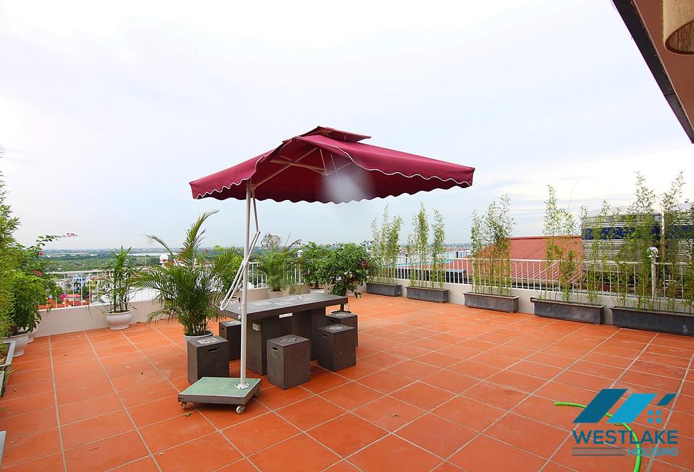 Beautiful apartment on 10th floor with lots of natural light for rent in Tay Ho, Ha Noi