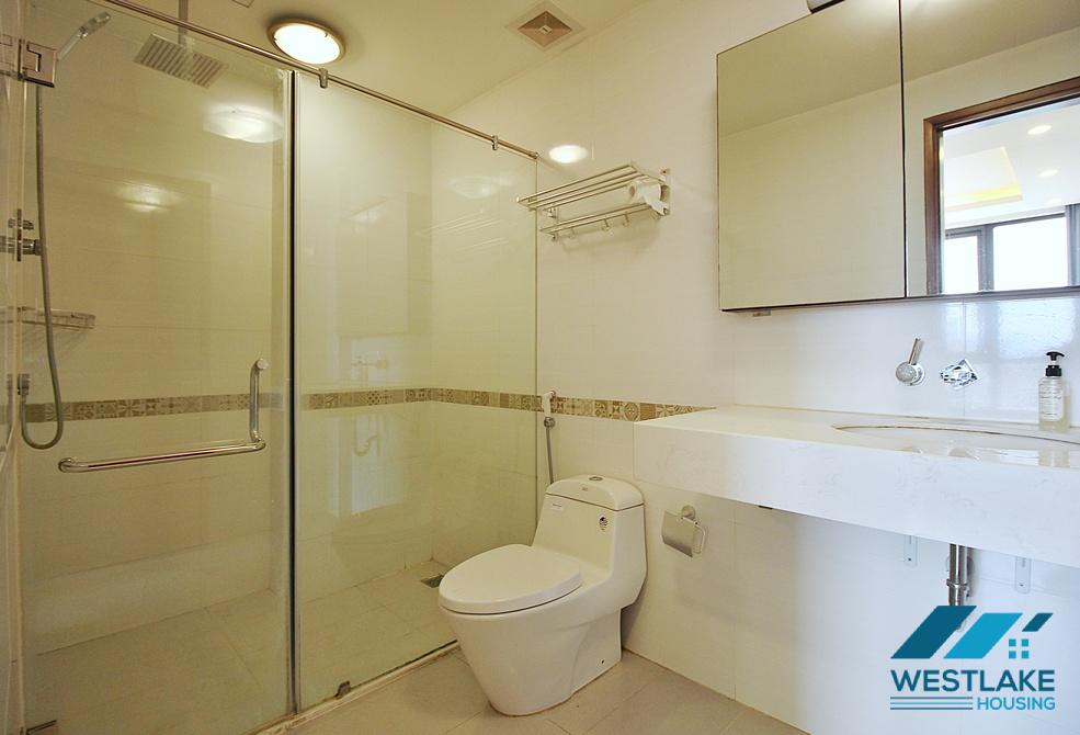 Beautiful 04 bedrooms apartment for rent in Tay Ho, Ha Noi